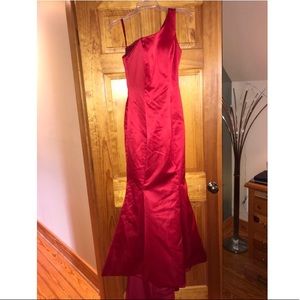 George Bride Size 6 Red Mermaid Dress